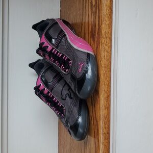 Puma Sport Lifestyle Black and Pink Athletic Sneakers, 6